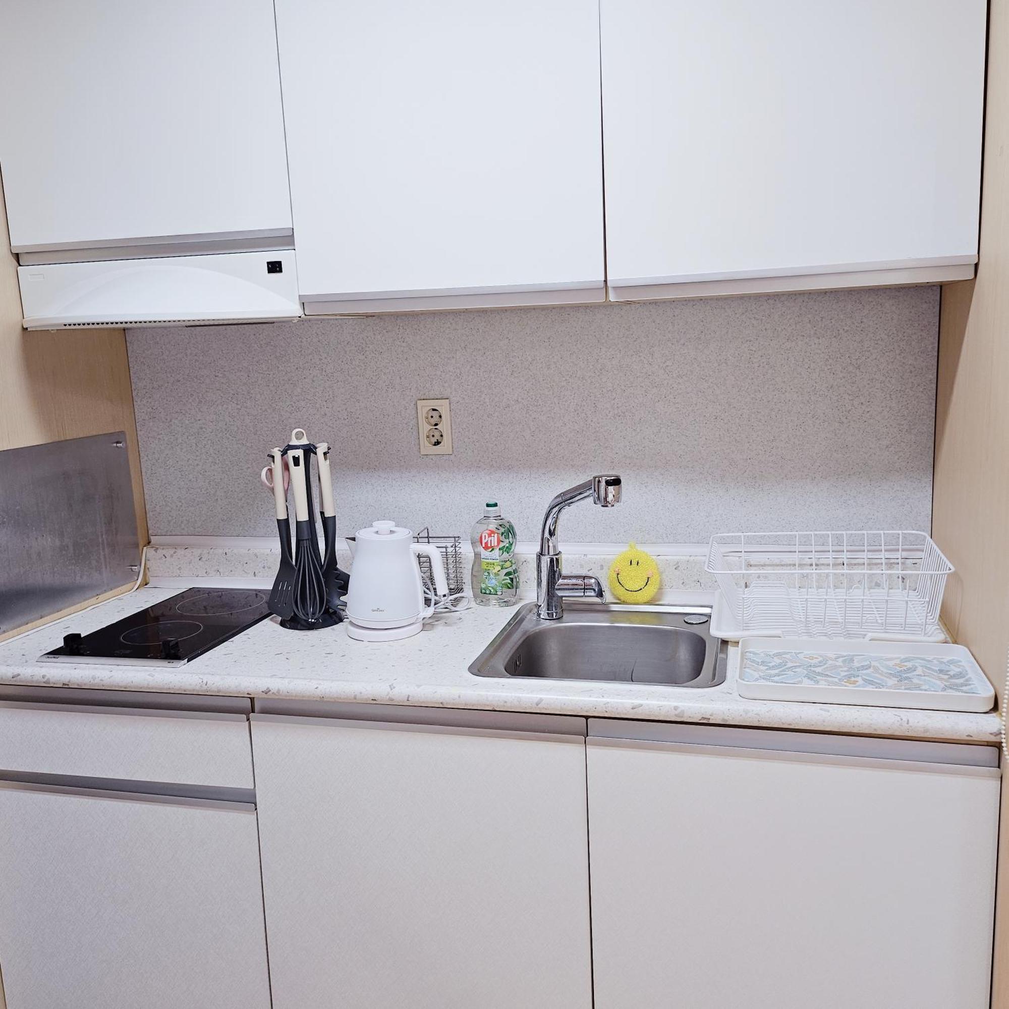 Apartment Sosohaeng Hongdae *